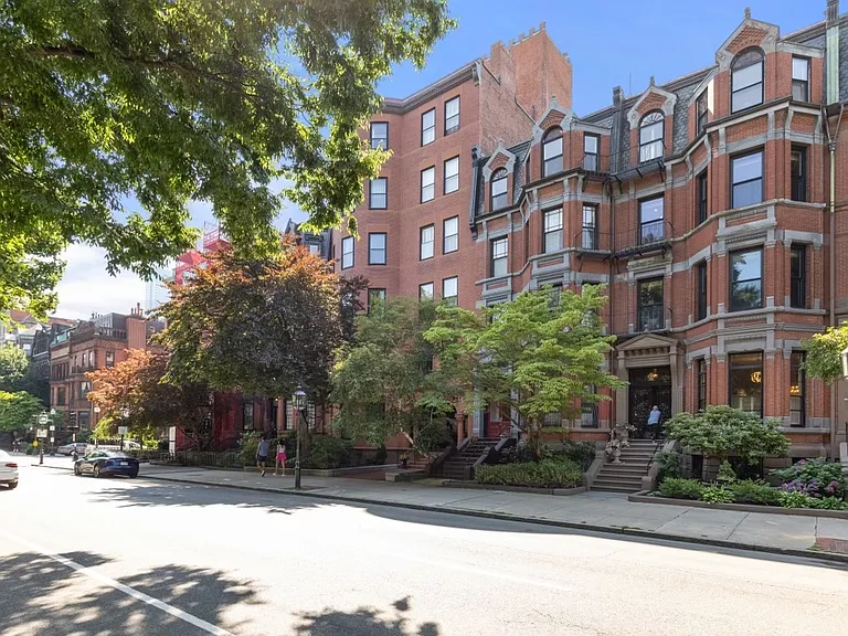 290 Commonwealth Ave #A — Photo 2