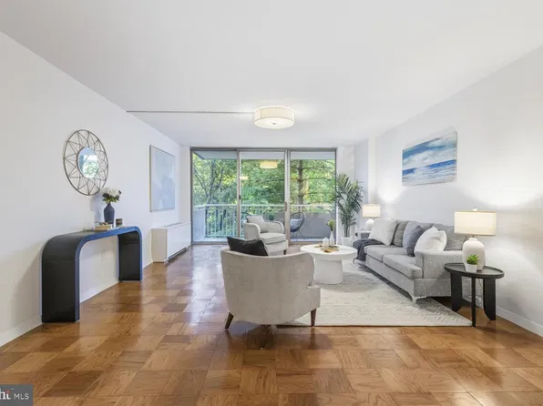 3001 Veazey Ter NW APT 426, Washington, DC 20008