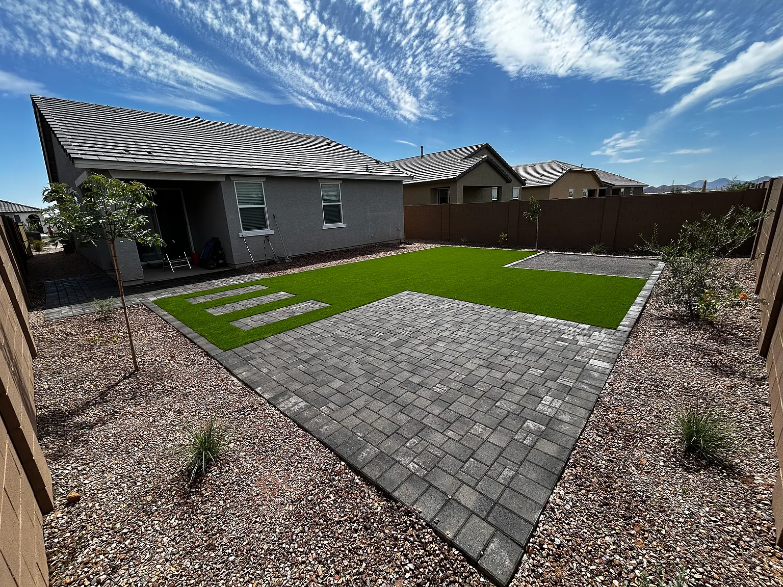3 bed, 1411 sqft, $2,300 — Photo 3
