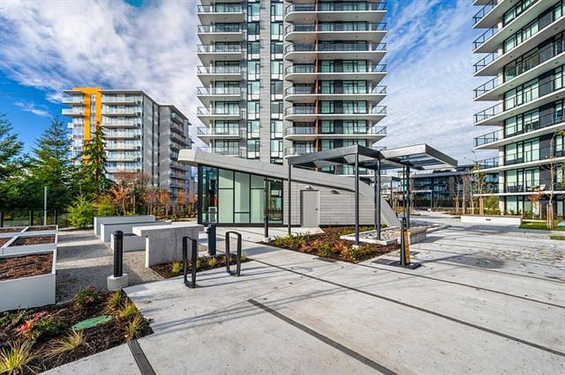 Burnaby Apartment for rent - 2 Bedrooms — photo 9