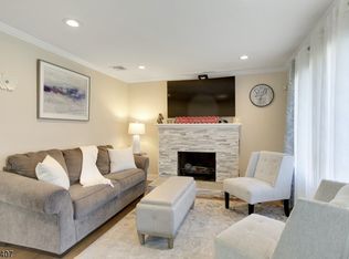 241 Washington Ave, Hawthorne, NJ 07506