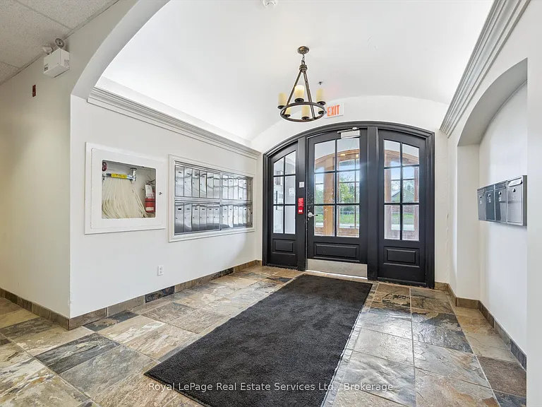 459 Kerr St #106 — Photo 21