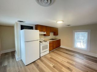 98 Main St #2, Raymond, NH 03077