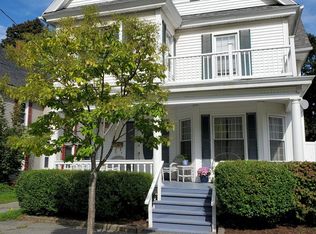 17 Parkview Ave, Bangor, ME 04401