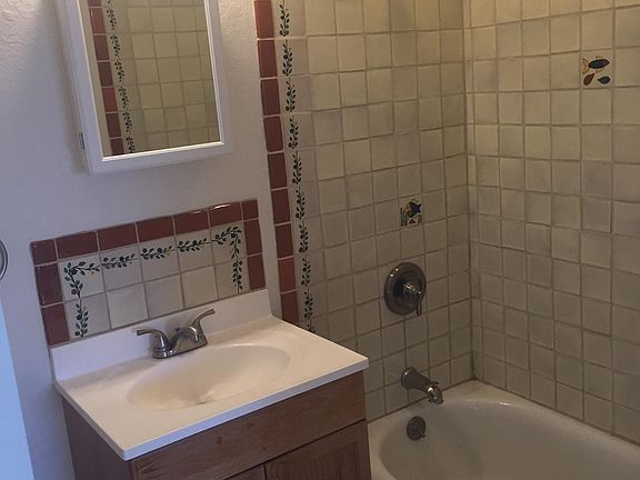 4th image of 2504 Siringo Ln #A
