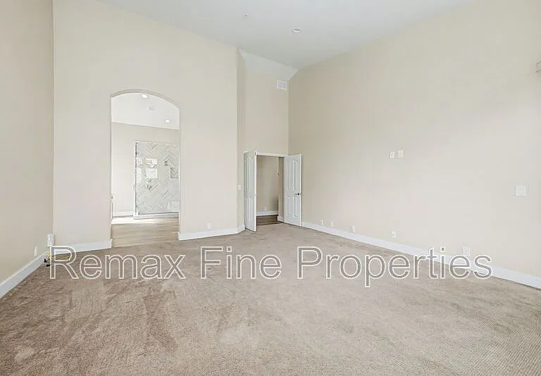 9118 E Topeka Dr — Photo 13
