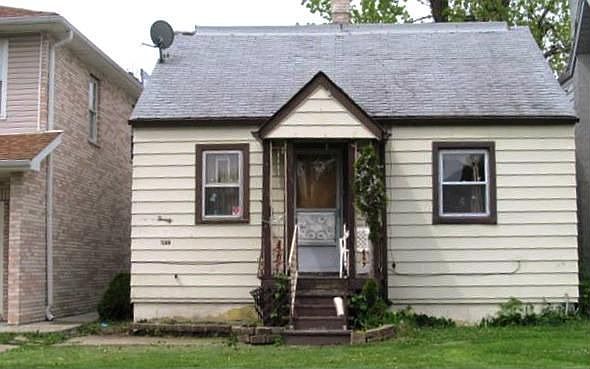 1st image of 1620 N 40th Ave