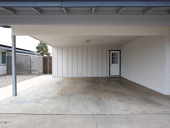 3rd image of 4643 W Sierra St
