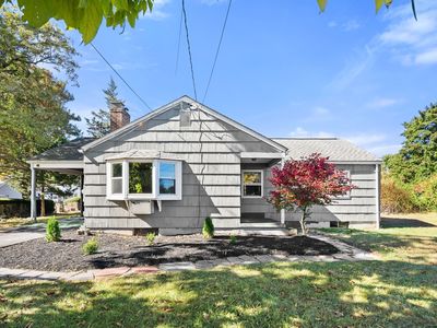 229 Southwest Avenue, Windsor Locks, CT, 06096
