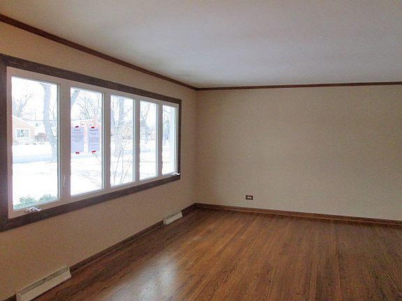 2nd image of 8915 N Olcott Ave