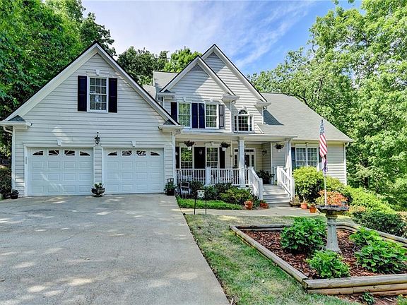 2nd image of 1899 Barnes Mill Rd