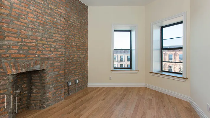 Rented by Garfield Realty  | media 27