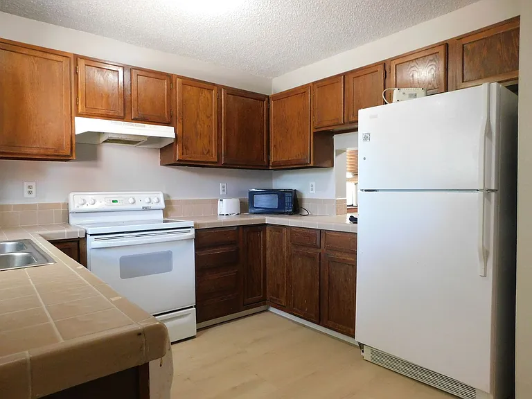 1805 Aspen St #B — Photo 7