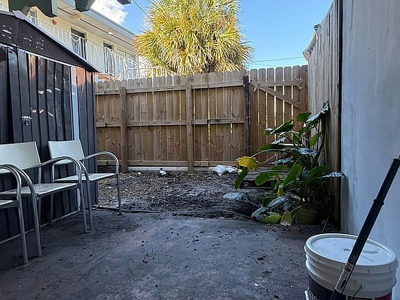 2nd image of 941 NE 169th St #200