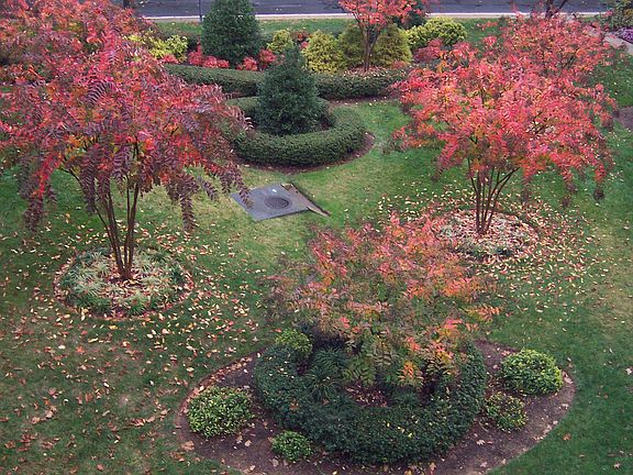 Gorgeous Courtyard 