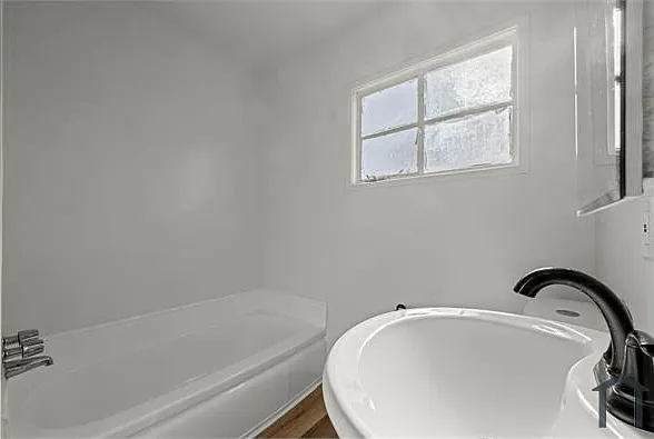 4320 Santa Rosalia Dr #A — Photo 19