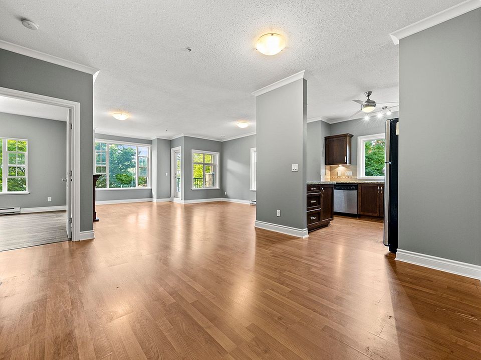 1st image of 20286 53a Ave #201