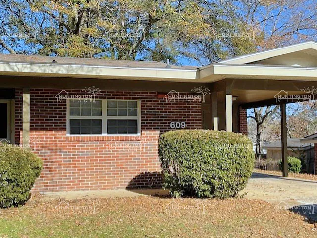 609 Griffiss St — Photo 2