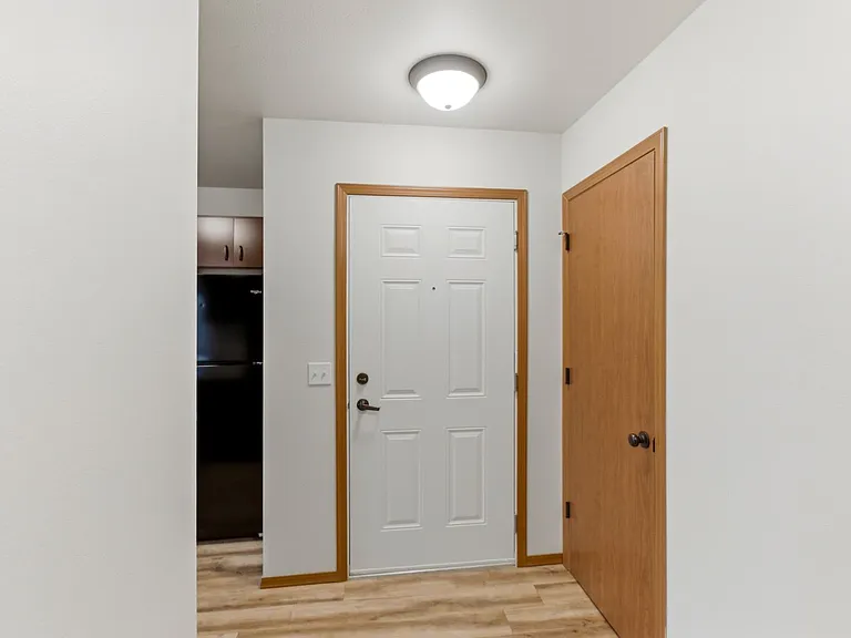Oak Springs Apartments — Photo 23