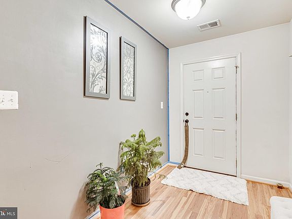 5th image of 22506 Phillips St #504