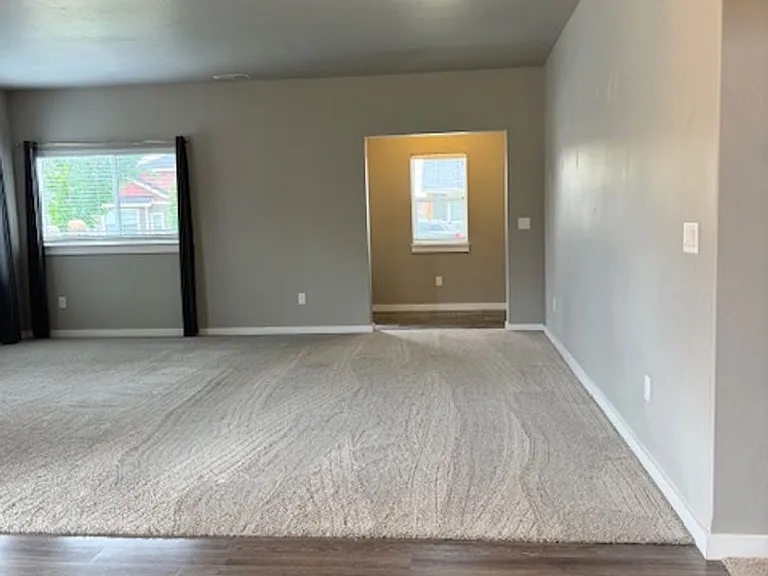 155 Valley Fire Ln — Photo 16