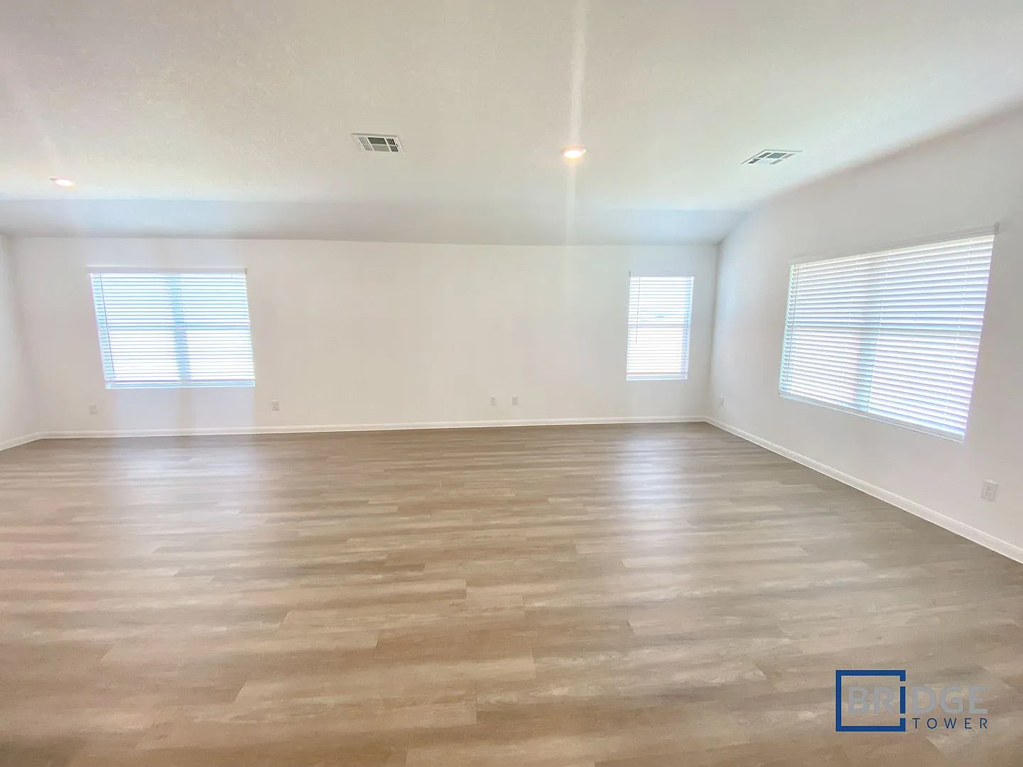 2720 Coral Valley Seguin, TX 78155 — Photo 3