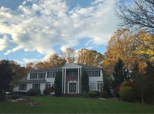 10 Jillian Ct, Monroe Township, NJ 08831