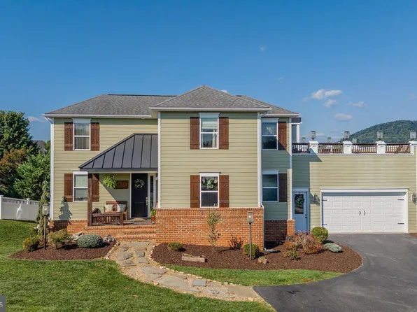 3525 White Oak Dr, Rockingham, VA 22801