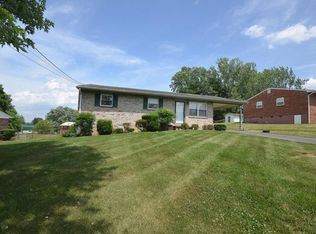 4012 Sanford Dr, Johnson City, TN 37601