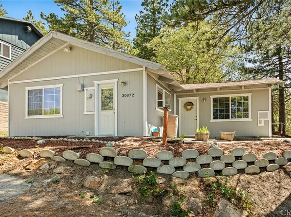 30872 Acorn Ln, Running Springs, CA 92382