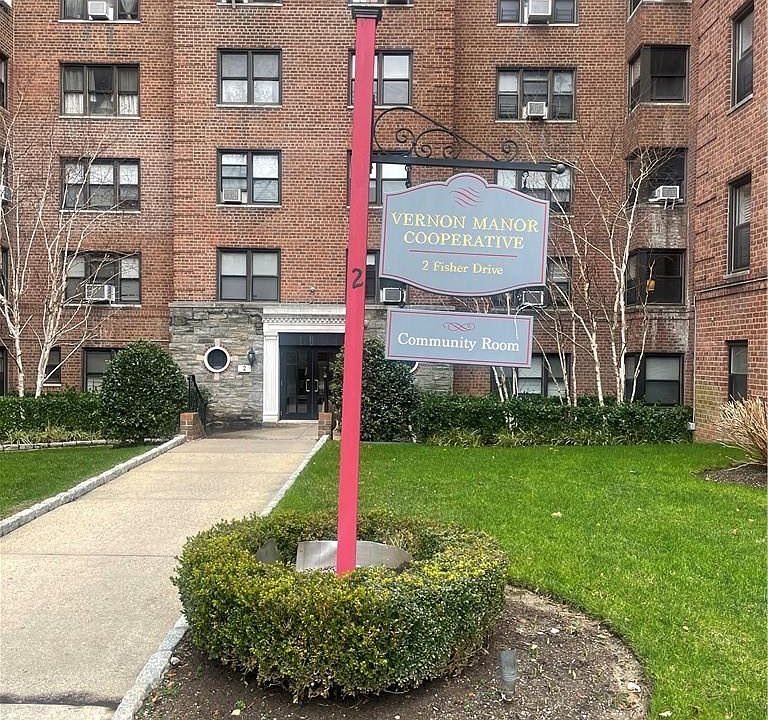 1st image of 2 Fisher Drive #404