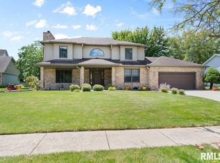 2316 Mallard Pointe Ct, Springfield, IL 62712