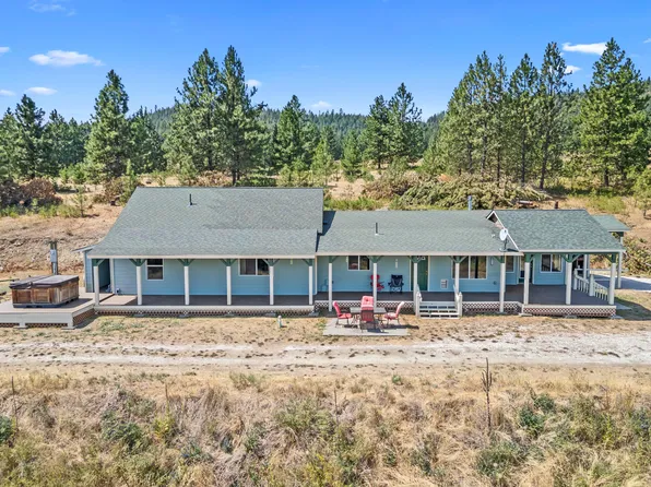 5905 River Bend Way, Fruitland, WA 99129