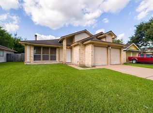 15306 Cedar Ridge Dr, Houston, TX 77082