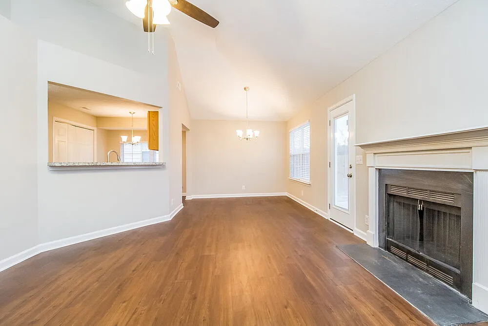 Building Photo - 7128 Legacy Dr