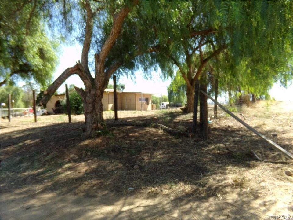 2nd image of 21356 Sharp Rd