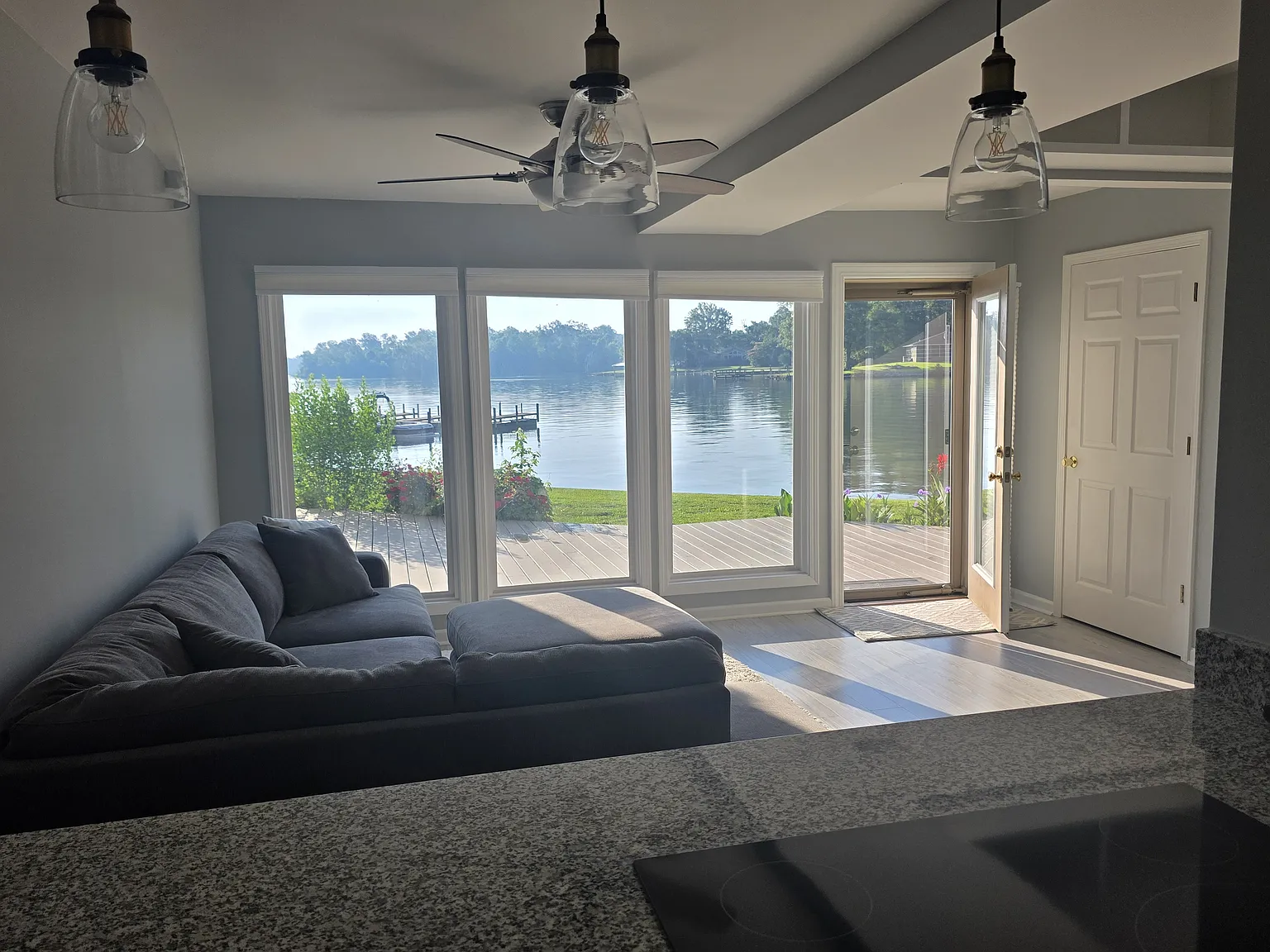 3 bed, 1488 sqft, $2,295 — Photo 4