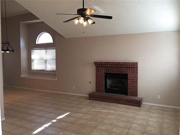 3rd image of 7347 Luz De Lumbre Ave