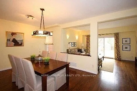 3 bed, $5,800 — Photo 2