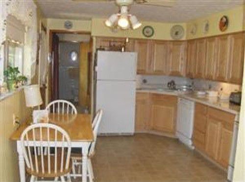 4th image of 8603 Meadow View Dr