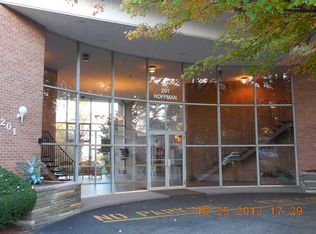 201 Hoffman Ave APT 24, Cranston, RI 02920