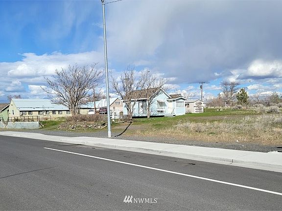 2nd image of 22 2nd Ave SE