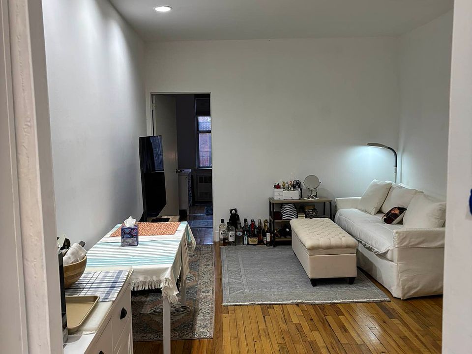 1st image of 319 E 73rd St #2D
