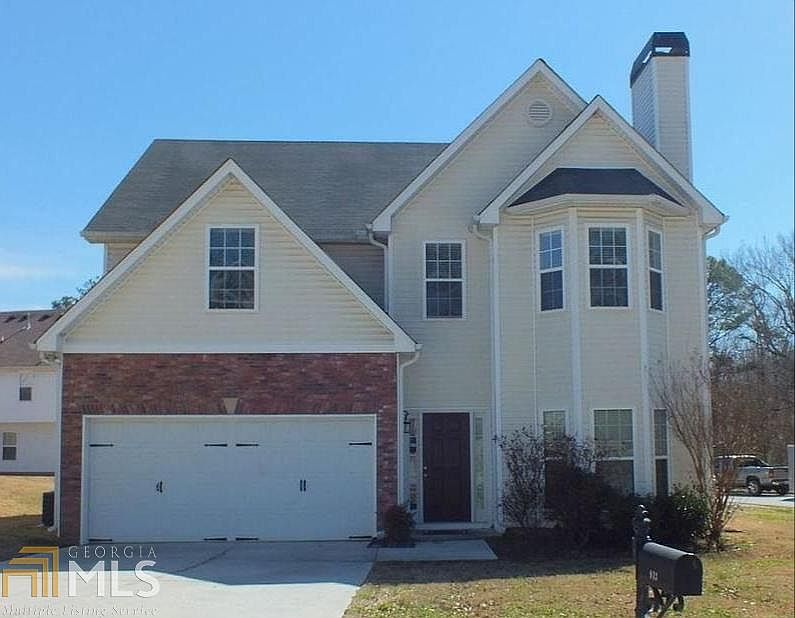 1st image of 913 Lakeside Ct