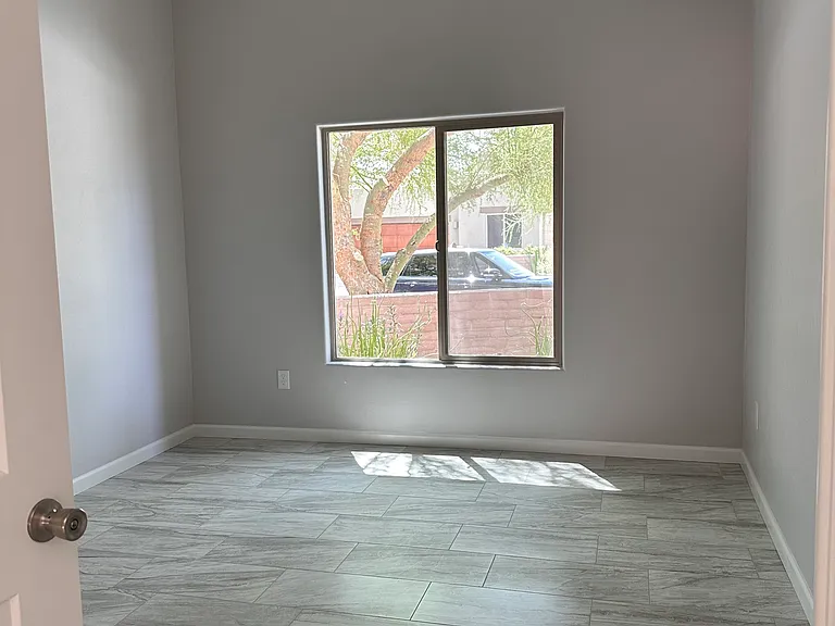 173 E Spring Sky St — Photo 10