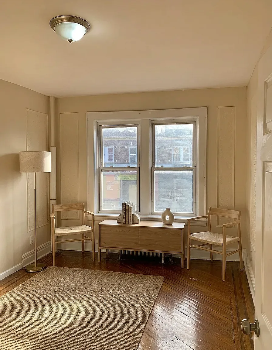 3 bed, $1,950 — Photo 1
