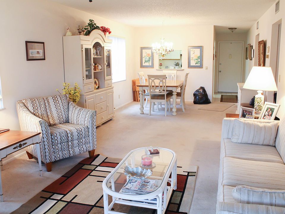 1st image of 18 Lake Vista Trl APT 106