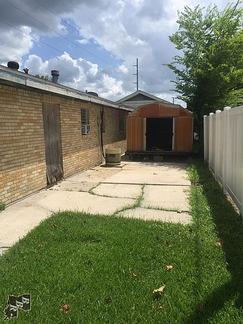 2nd image of 104 Glynn Ave