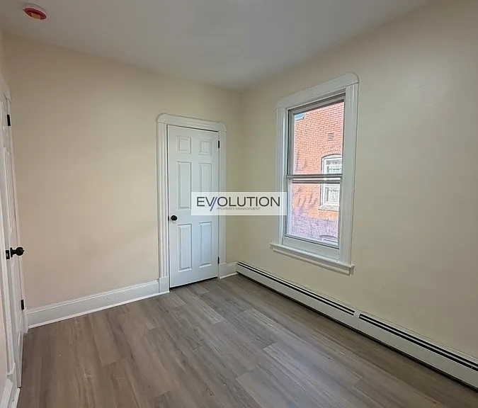 906 Park St #3E — Photo 16