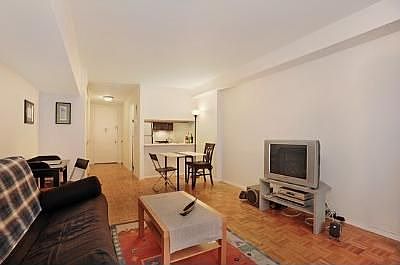 4th image of 393 W 49th St APT 2P